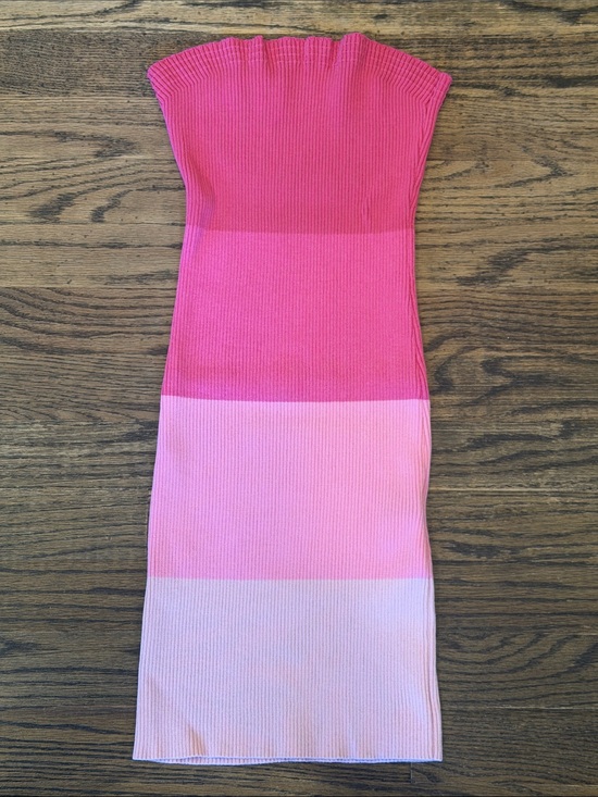 SHEIN Dresses & Skirts - SHEIN Pink Ribbed Strapless Tube Top